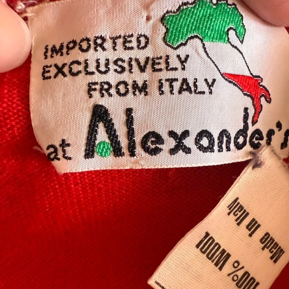 Sweater for Men imported exclusively from italy At Alexander red 100% wool red L